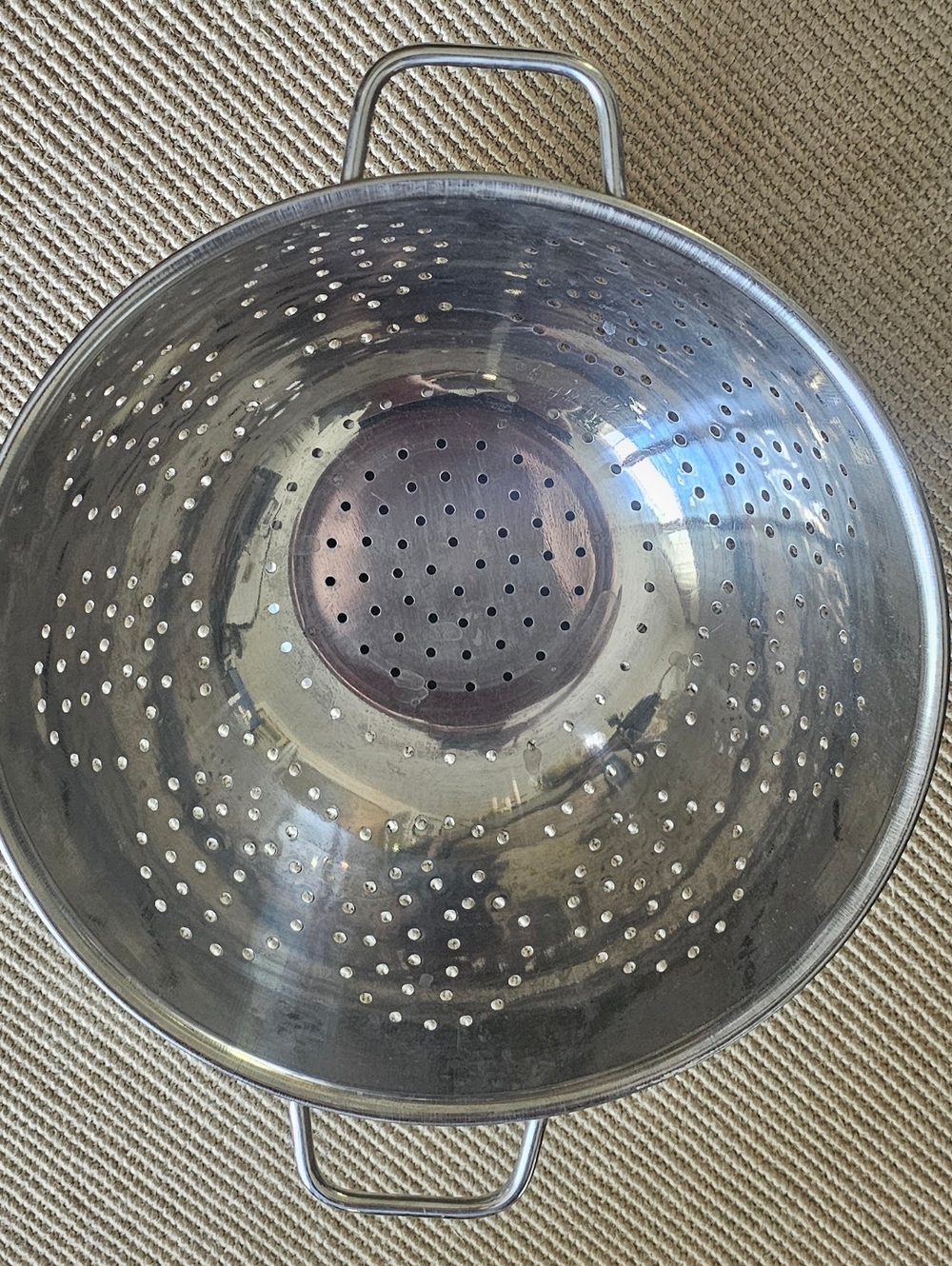 Stainless Steel 11" Diameter Double-Handle Colander Strainer